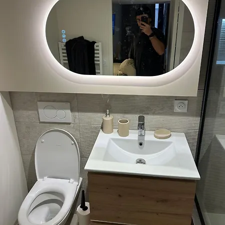 Le Nid Suspendu Apartment *