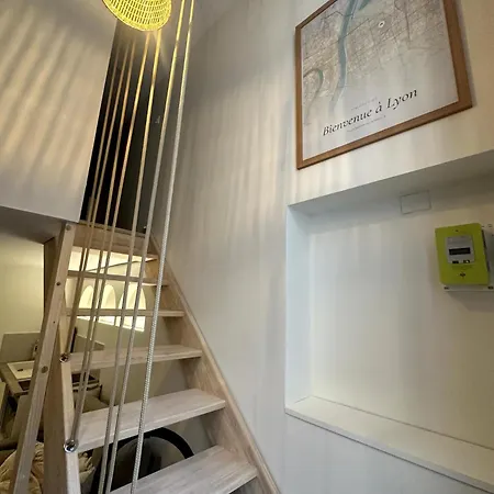 Le Nid Suspendu Apartamento Lyon